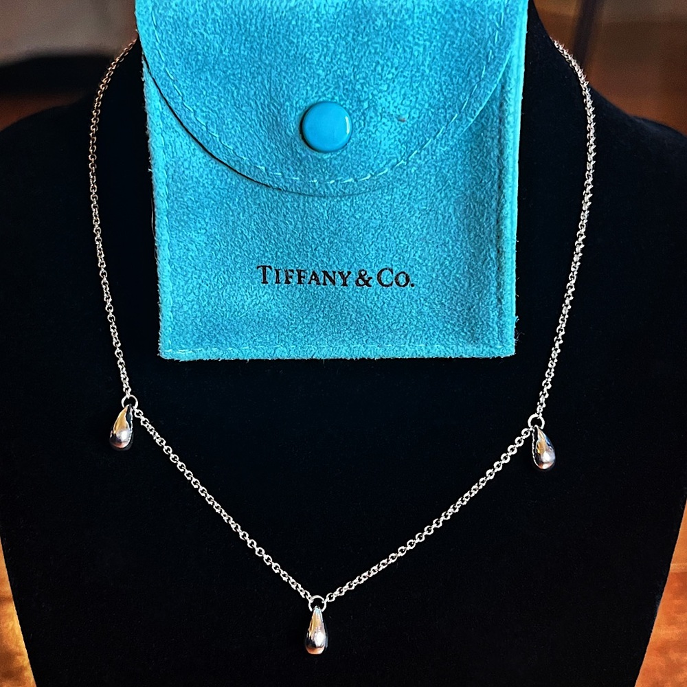 Tiffany & Co. Elsa Peretti Sterling Silver Teardrop Necklace